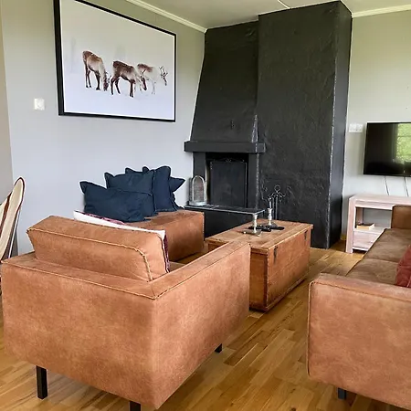 Charming 2-bedroom In Apartment